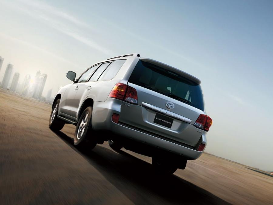  Toyota Land Cruiser 200 2012 года  (фото 33 из 48)
